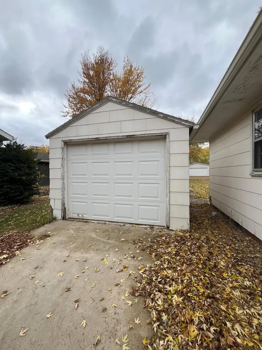 3084 Pine Avenue, Slayton, MN 56172 - #3