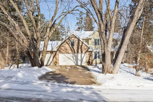 705 Valley View Court, Shoreview, MN 55126