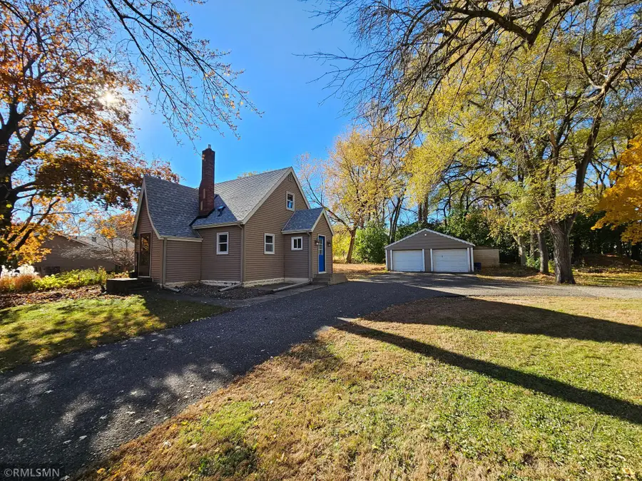 2665 Lake Shore Avenue, Saint Paul, MN 55117 - Image #2