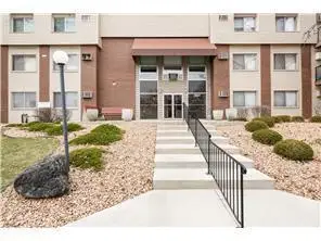2801 Flag Avenue N #323, Minneapolis, MN 55427