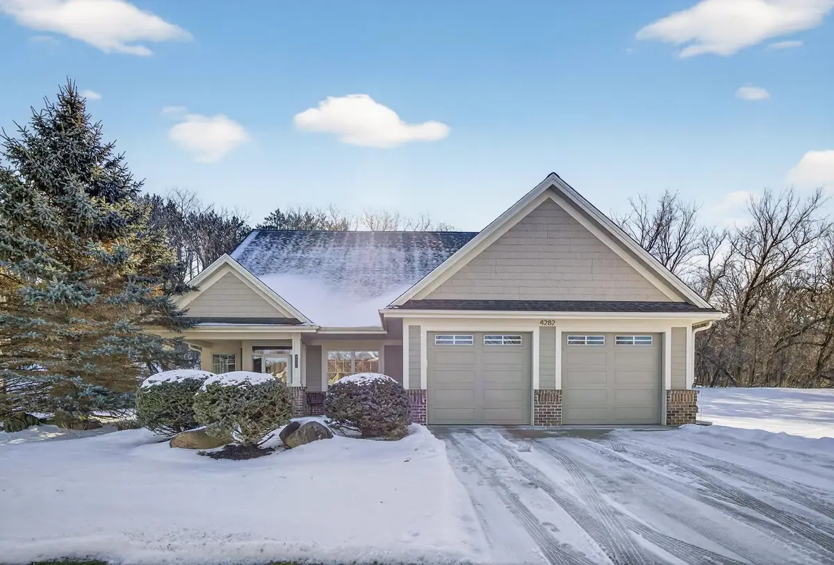 4282 Berkshire Road Sw, Rochester, MN 55902 - Image #1