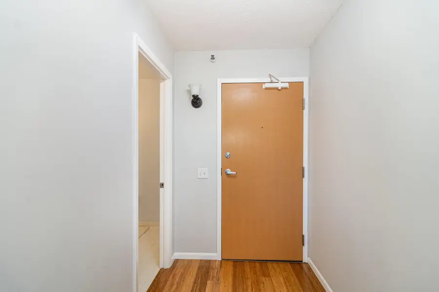 2950 Dean Parkway #604, Minneapolis, MN 55416 - Image #2