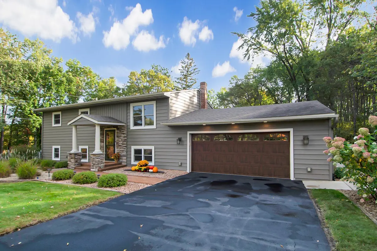 14104 Inglewood Drive, Baxter, MN 56425 - Image #1