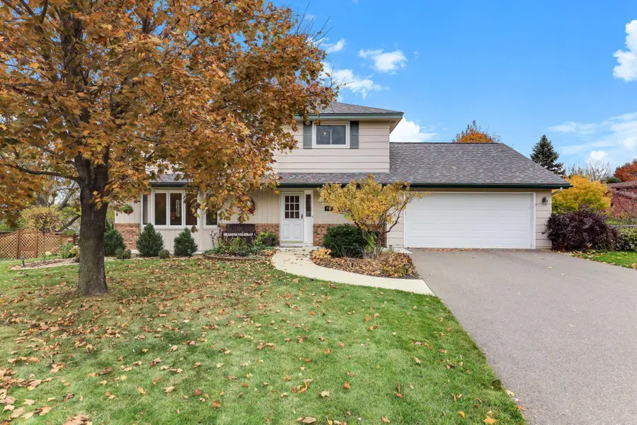 609 Chicago Drive, Burnsville, MN 55306 - Image #2