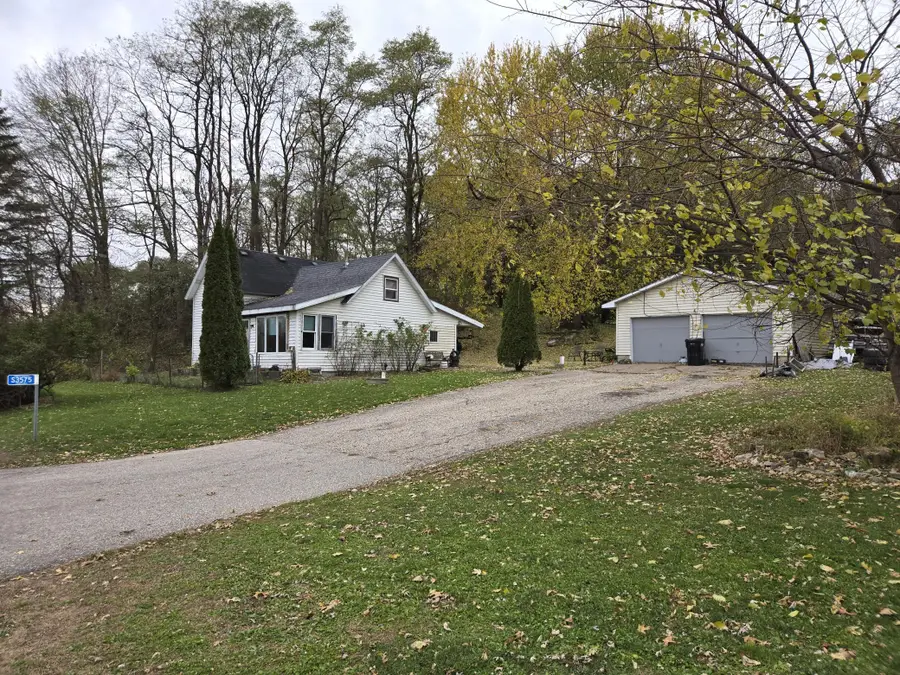 S3575 County Road P, Fountain City, WI 54629 - Image #2