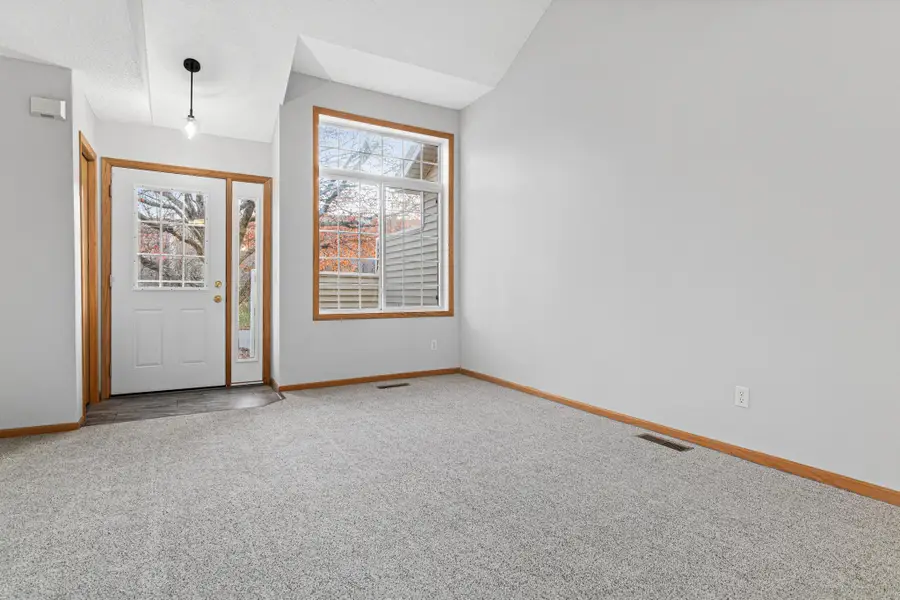 2123 Agate Curve, Shakopee, MN 55379 - Image #3