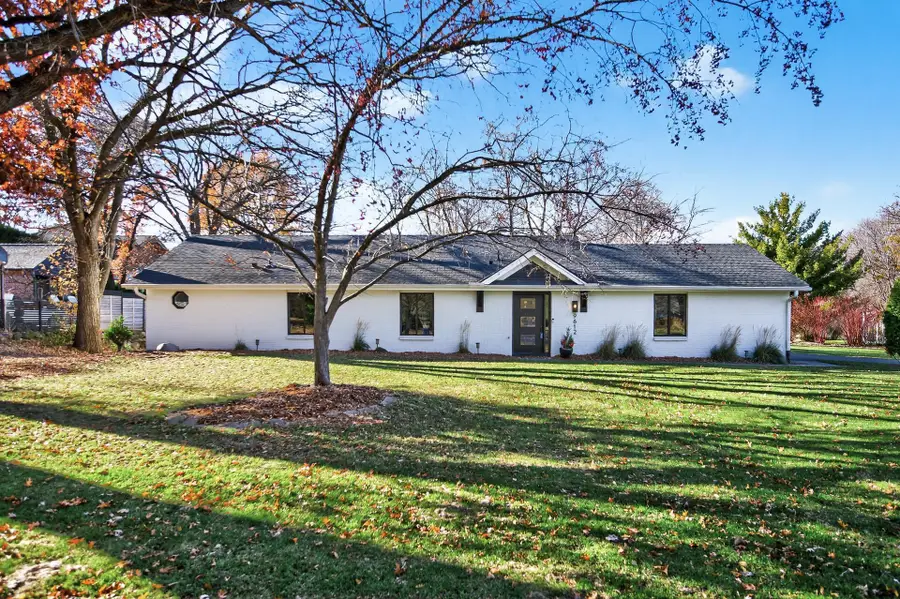 9612 Oak Ridge Trail, Hopkins, MN 55305 - Image #3