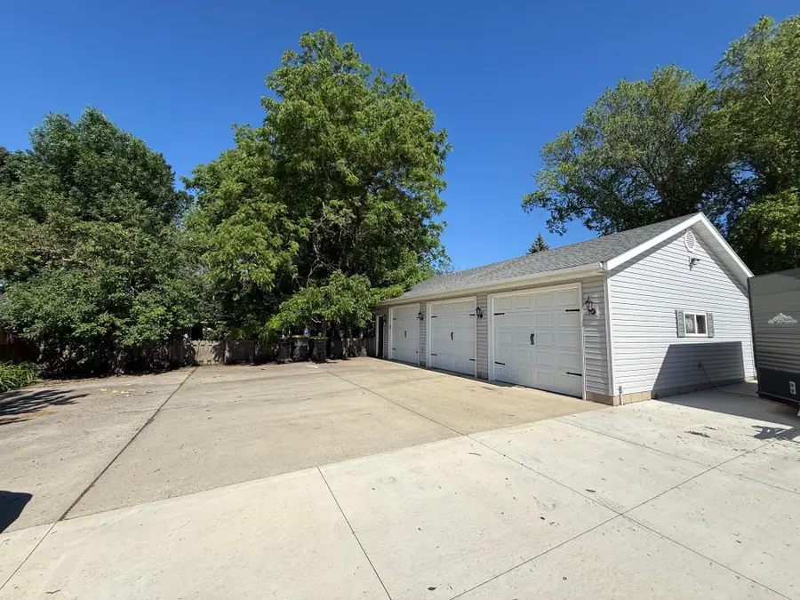 5134 E Eagle Lake Road, Willmar, MN 56201 - #3
