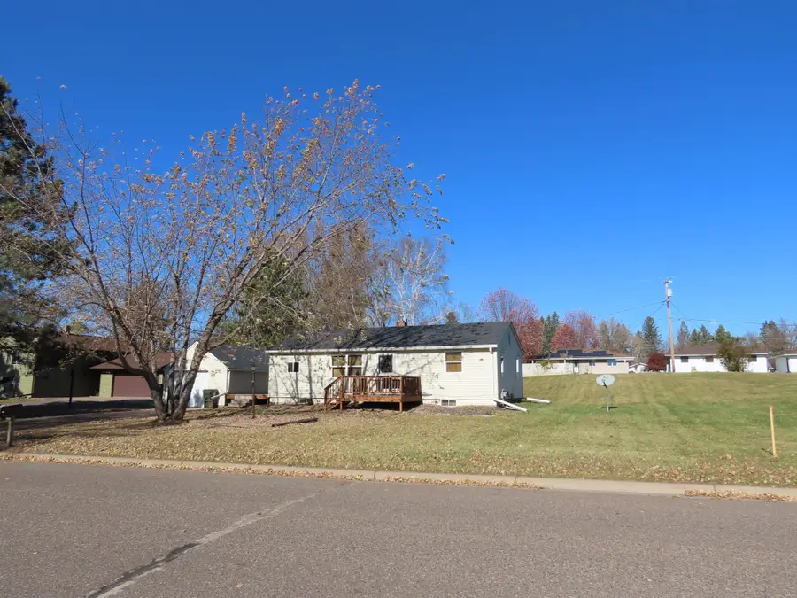 228 Minnesota Street, Sandstone, MN 55072 - #3