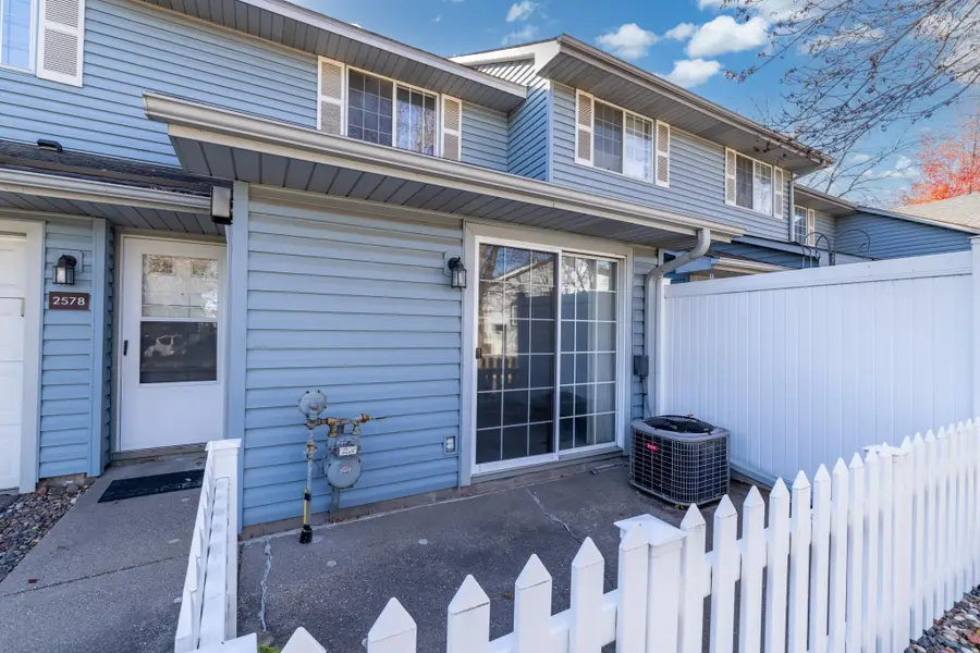 2578 Bedford Court #15, Mendota Heights, MN 55120 - Image #2