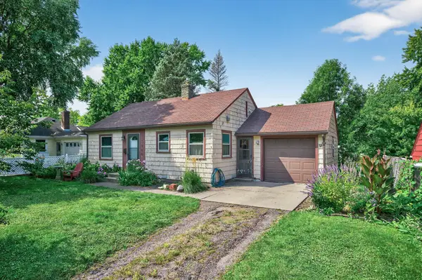 3966 Brunswick Avenue S, Saint Louis Park, MN 55416