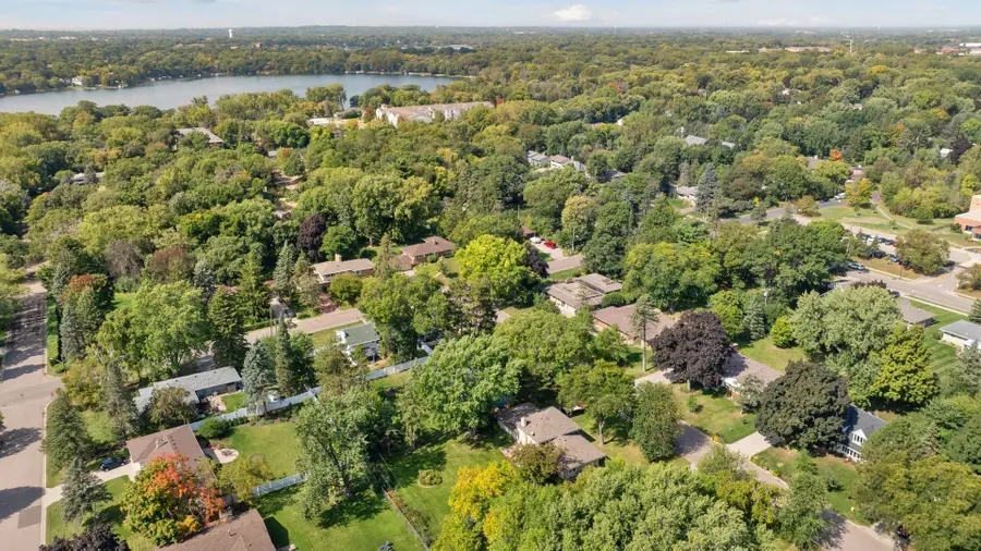 958 Woodlynn Avenue, Saint Paul, MN 55113 - Image #3