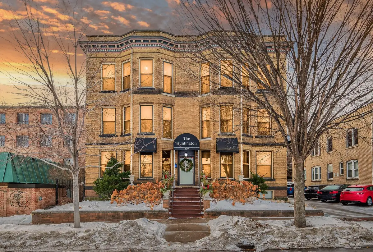 300 Marshall Avenue #6, Saint Paul, MN 55102 - Image #1