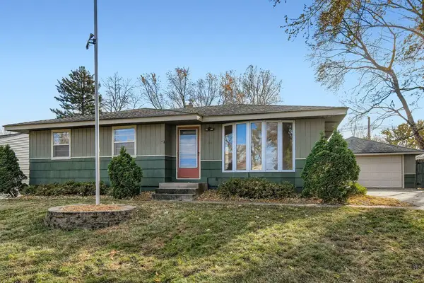 80 Sherrie Lane, Saint Paul, MN 55125