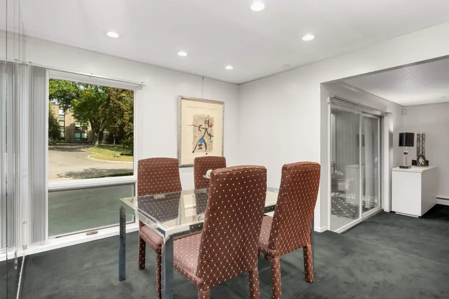 6105 Lincoln Drive #136, Edina, MN 55436 - #3