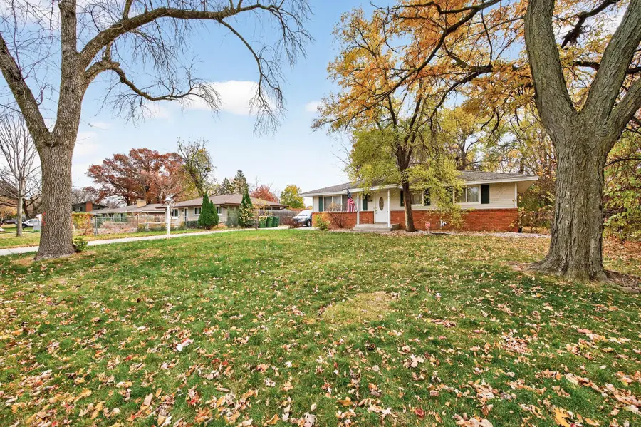 228 104th Lane Nw, Coon Rapids, MN 55448 - Image #2