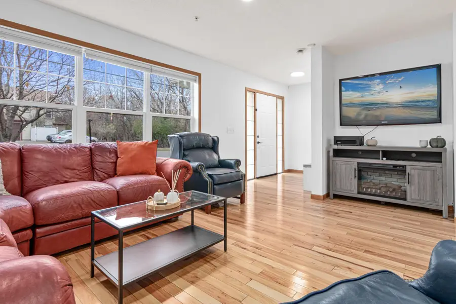 6213 32nd Avenue N, Minneapolis, MN 55422 - Image #3