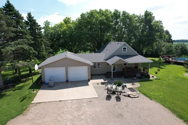 6045 20th Street Sw, Montevideo, MN 56265