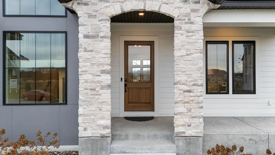 1979 Leaping Deer Circle, Hamel, MN 55340 - Image #2