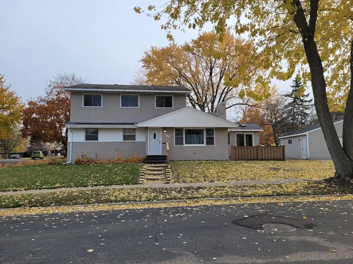 10 Logan Avenue E, West Saint Paul, MN 55118 - #1