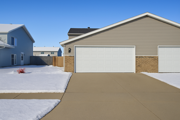 1054 42nd Avenue W, West Fargo, ND 58078