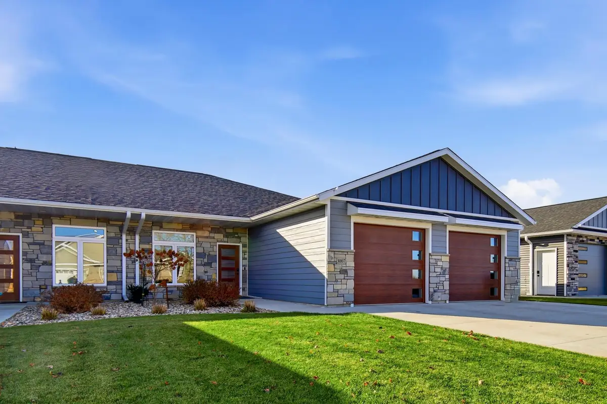 3007 15th Avenue Sw, Austin, MN 55912 - Image #1