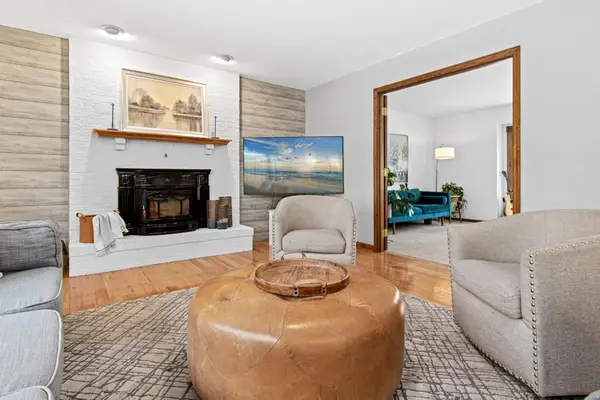 5816 Oxford Street N, Saint Paul, MN 55126