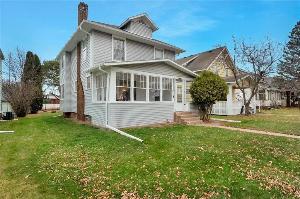 917 Lincoln Street, Superior, WI 54880 - Image #1