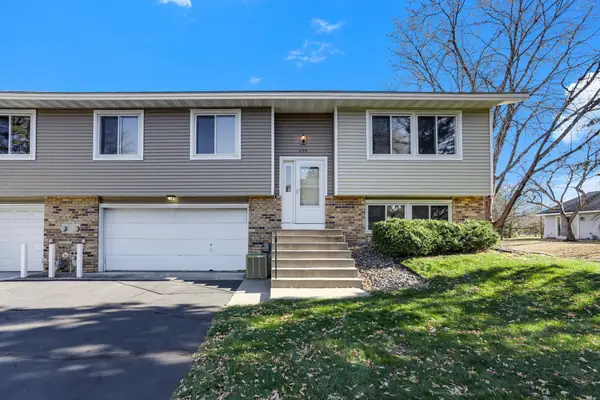 428 96th Lane Ne, Blaine, MN 55434