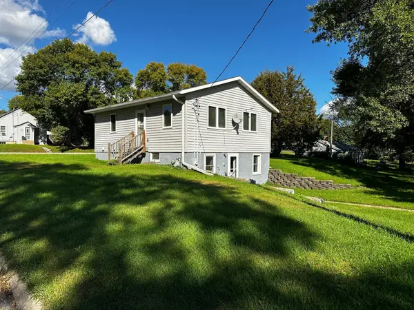 401 E Broadway Street, Starbuck, MN 56381