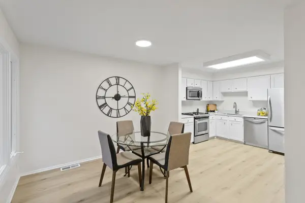 122 Avignon Court, Saint Paul, MN 55125