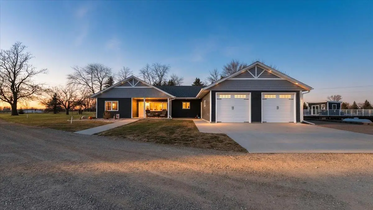 4010 40th Avenue Sw, Montevideo, MN 56265 - #1