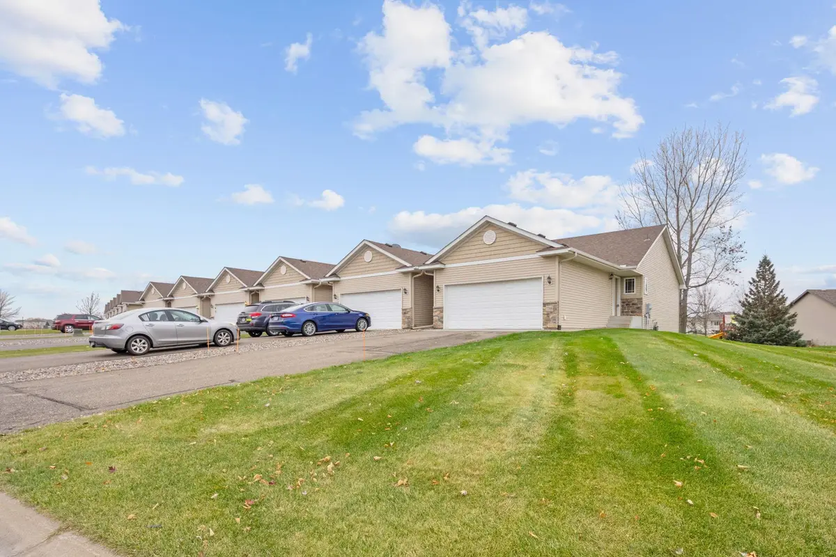 7316 Kahler Circle Ne, Otsego, MN 55301 - Image #1
