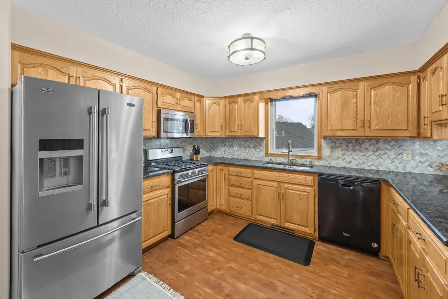 1289 Sunburst Way Se, Hutchinson, MN 55350 - Image #2