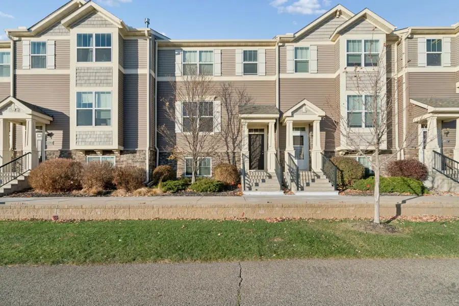 8961 SW Village Loop, Chanhassen, MN 55317 - Image #2