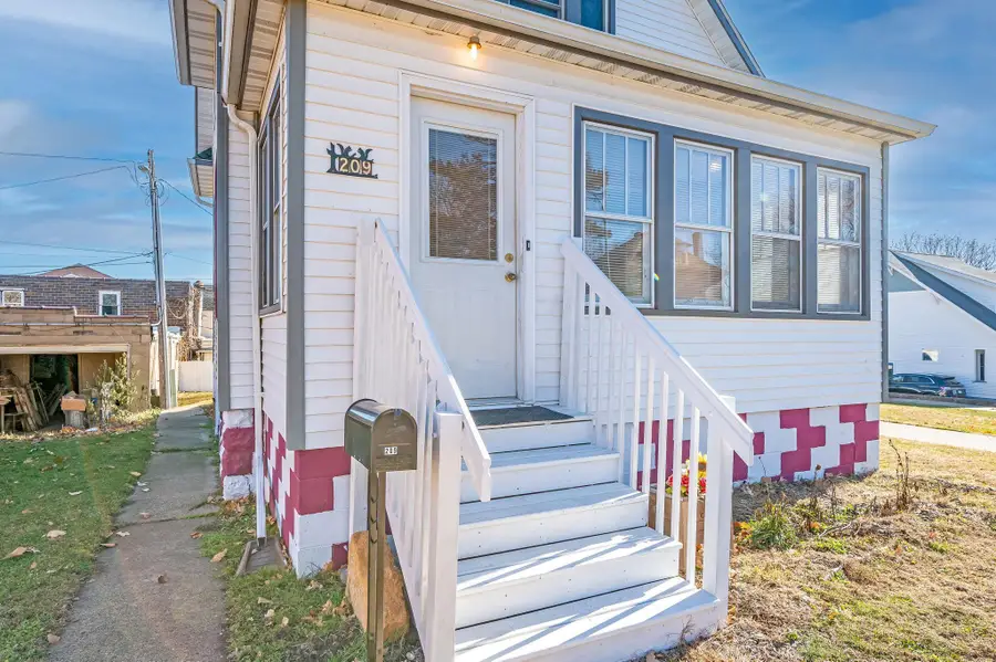 209 S Main Street, Fairmont, MN 56031 - Image #2