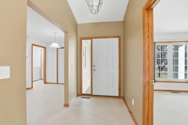 17459 Deerfield Drive Se, Prior Lake, MN 55372