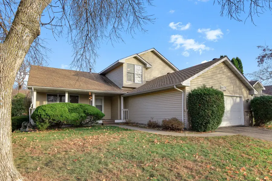 8932 Prestwick Circle N, Brooklyn Park, MN 55443 - Image #2