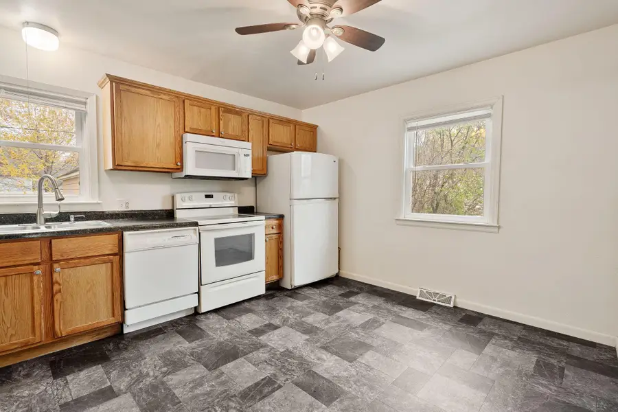 1605 6th Street Se, Austin, MN 55912 - Image #3