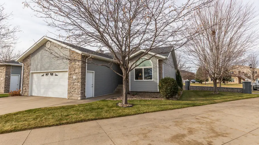 2200 Shoal Loop Se, Mandan, ND 58554 - Image #2