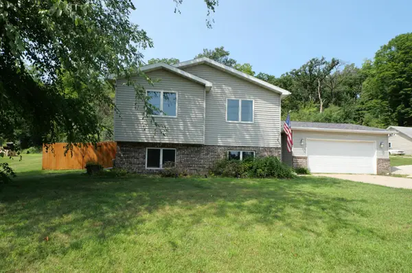 1560 Wabasha Avenue, Saint Charles, MN 55972