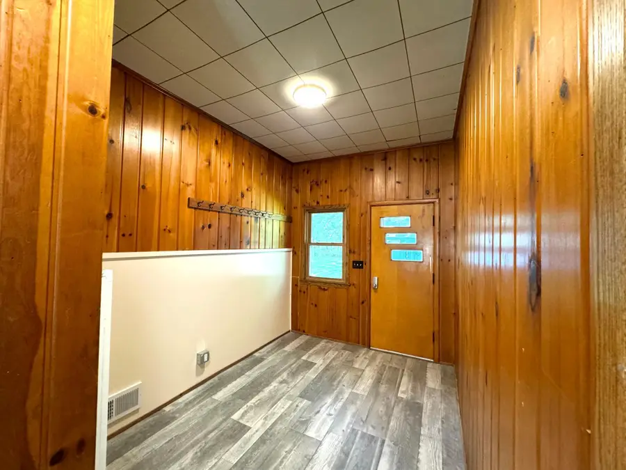 221 Woodlawn Avenue, Lake Lillian, MN 56253 - Image #2