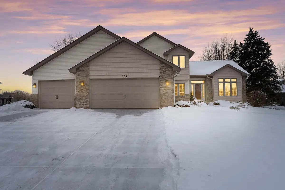 534 Linden Lane, Circle Pines, MN 55014 - Image #1