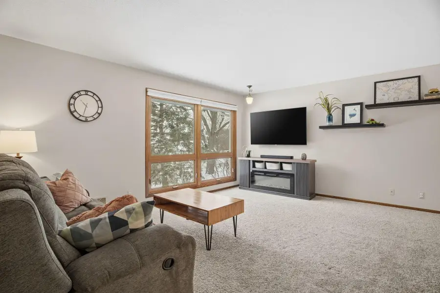 6170 Carleda Way, Inver Grove Heights, MN 55076 - Image #2