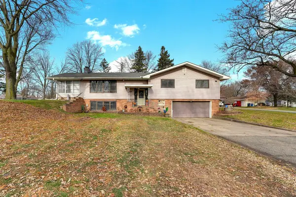 303 3rd Avenue Sw, Medford, MN 55049