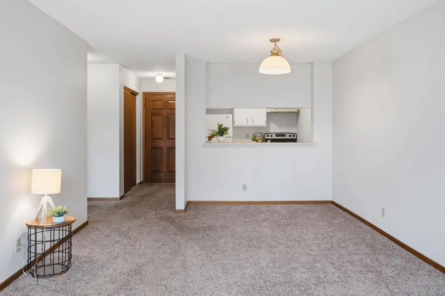 766 County Road F W #I, Shoreview, MN 55126 - Image #3