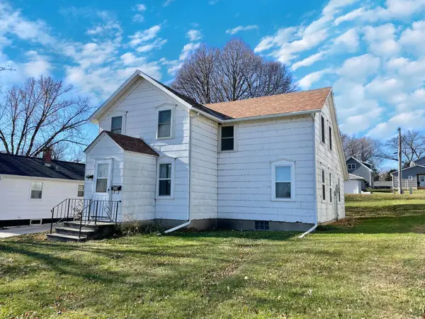 406 Burns Avenue, Springfield, MN 56087