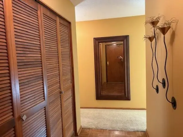 10 Windsor Court #214, Saint Paul, MN 55112 - Image #3