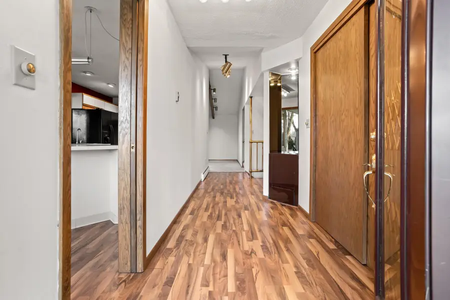 909 Southwood Drive S, Fargo, ND 58103 - Image #2