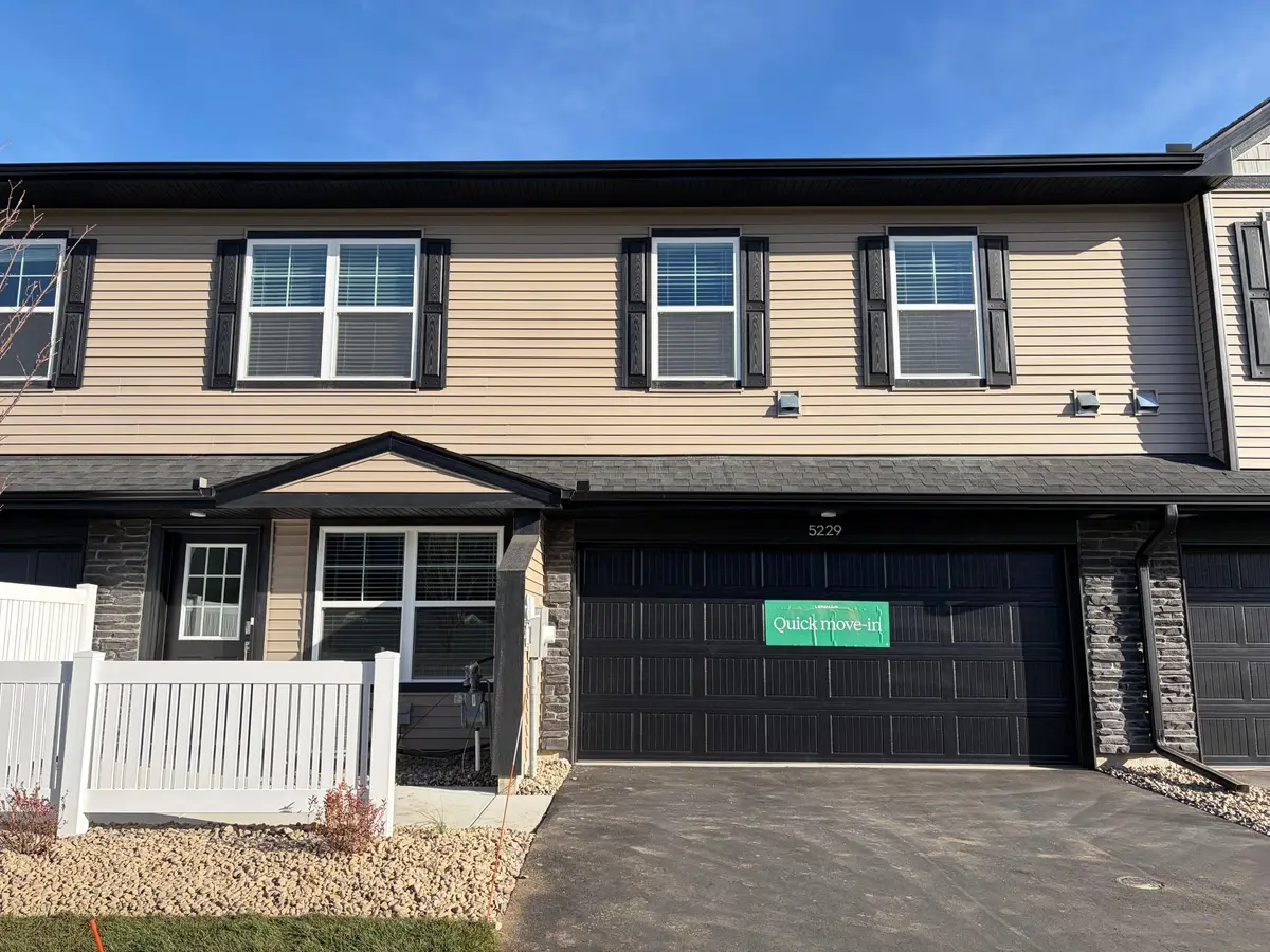 5229 Long Pointe Pass, Woodbury, MN 55129 - Image #1